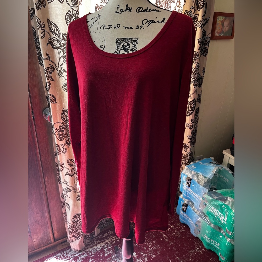 Lularoe long sleeve tshirt
